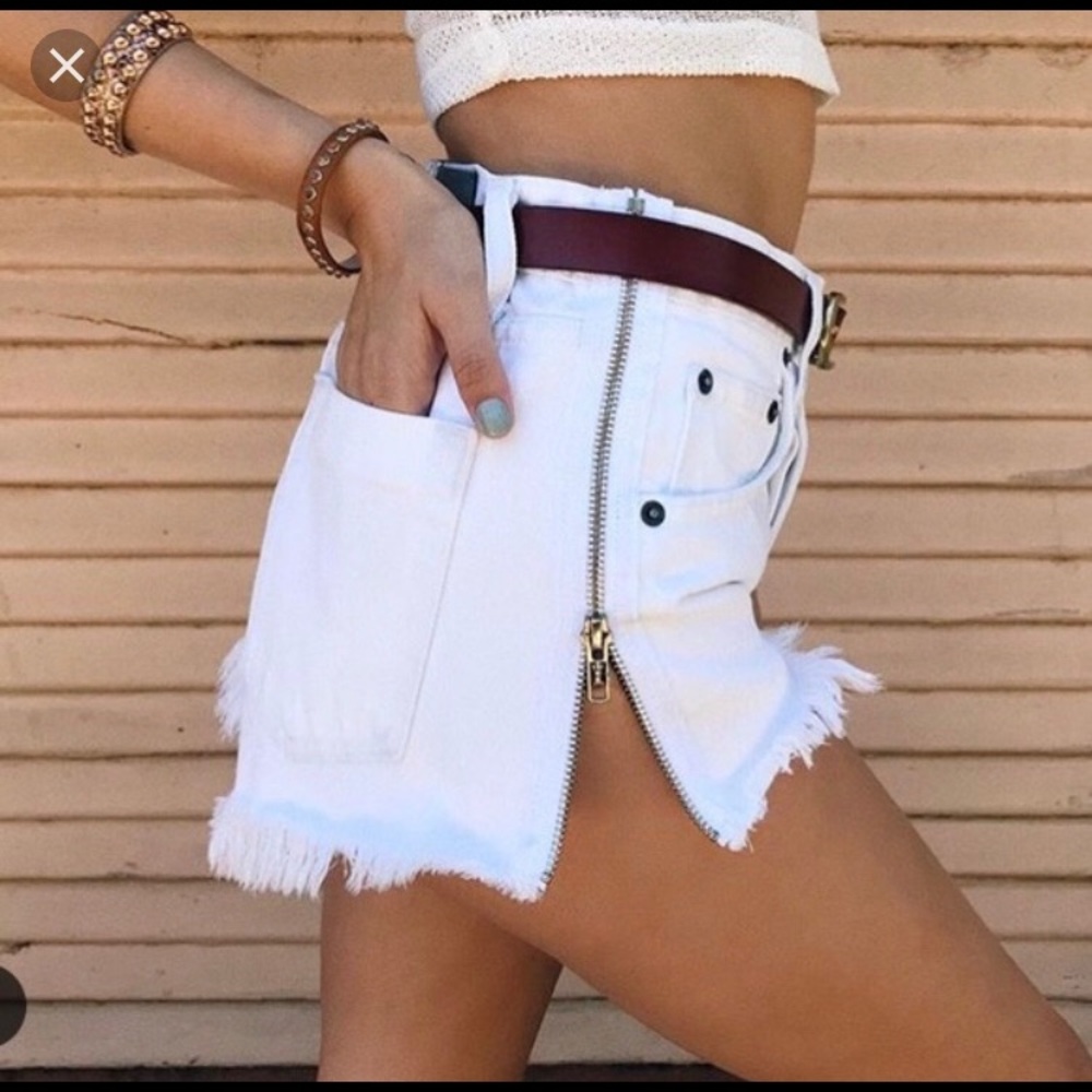 LF Carmar zip up side shorts